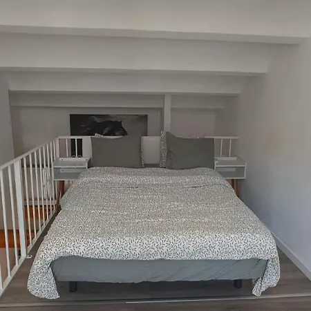 Tipo Loft Con Vista Al Montgo 아파트