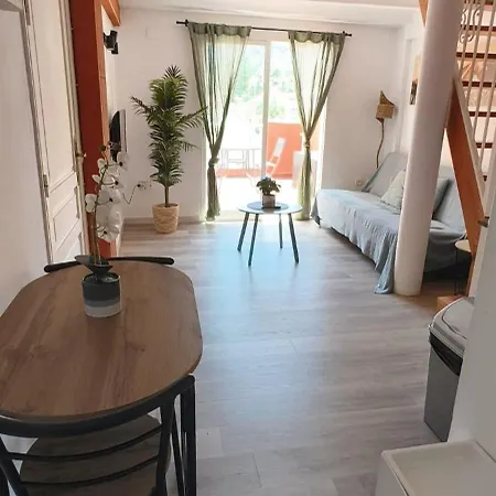 아파트 Tipo Loft Con Vista Al Montgo *