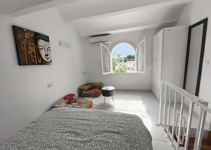 Tipo Loft Con Vista Al Montgo Lejlighed